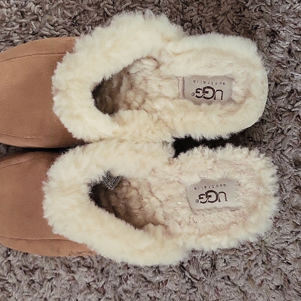 Ugg Kalie